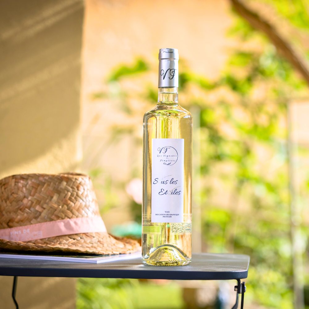 Blanc Sous les Étoiles